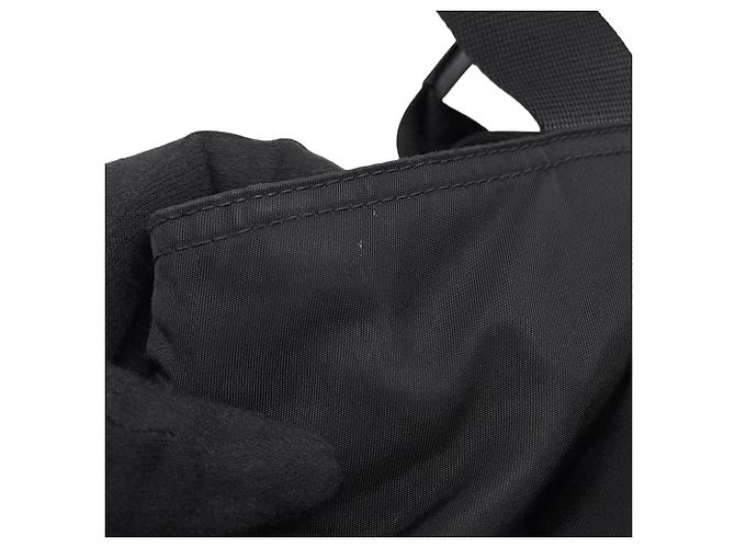 Sac à main Prada en nylon noir - vue 10
