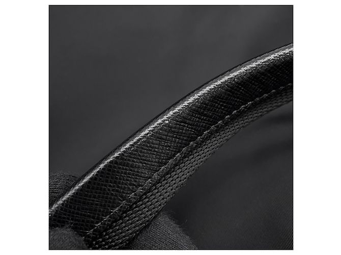 Sac à main Prada en nylon noir - vue 14