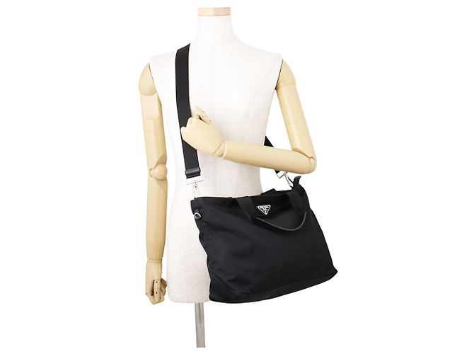 Sac à main Prada en nylon noir - vue 5