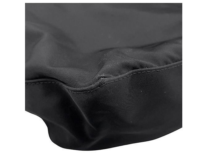 Sac à main Prada en nylon noir - vue 7