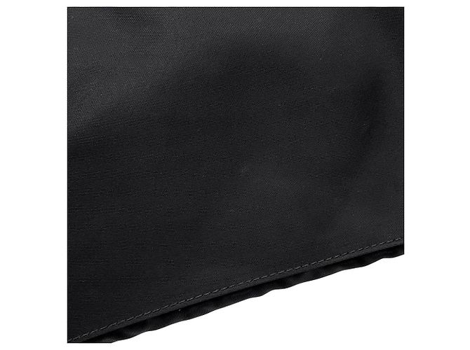 Sac à main Prada en nylon noir - vue 8