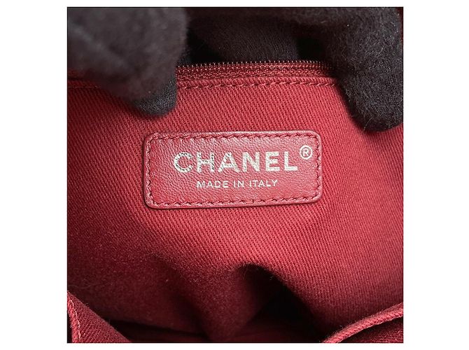 Bolso Tote Chanel Deauville Line PM Roja - vista 15