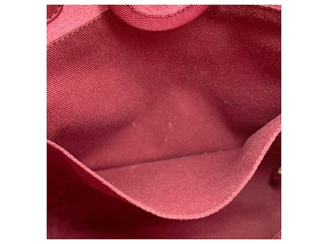 Bolso Tote Chanel Deauville Line PM Roja - vista 9