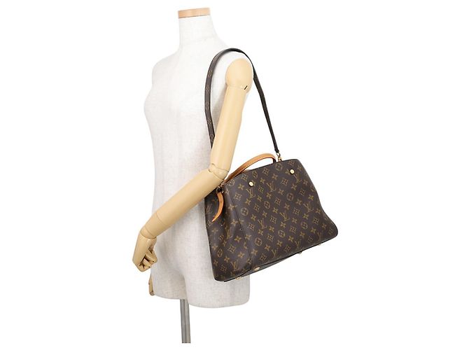 Sac à main Louis Vuitton Monogram Montaigne MM Marron - vue 5