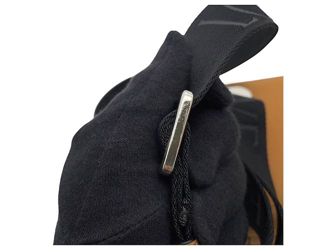 Borsa a tracolla Loewe Anagram Molded Sling Body Bag Cammello - vista 16