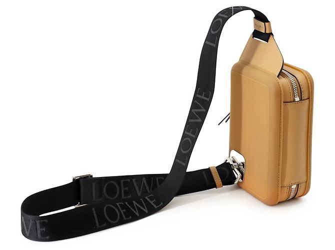 Borsa a tracolla Loewe Anagram Molded Sling Body Bag Cammello - vista 2
