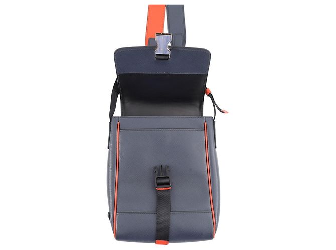 Borsa a tracolla Prada Triangle in pelle Saffiano Arancione Blu navy - vista 5