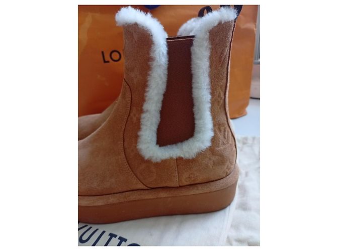 Botines Louis Vuitton Camello - vista 2