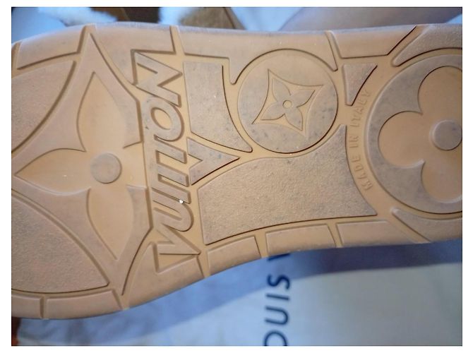 Botines Louis Vuitton Camello - vista 8