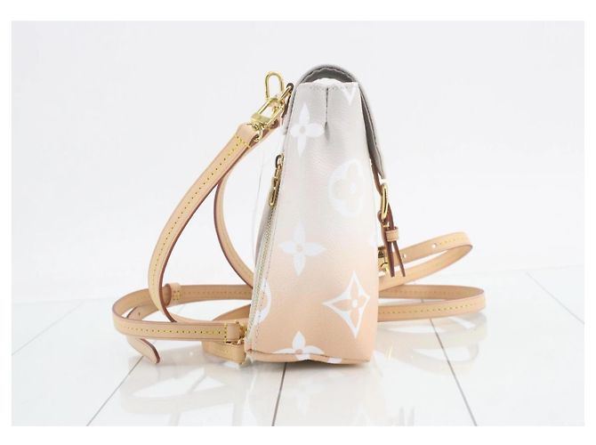 Louis Vuitton Pochette Felicie Monogram Gradient Bianco Beige - vista 4