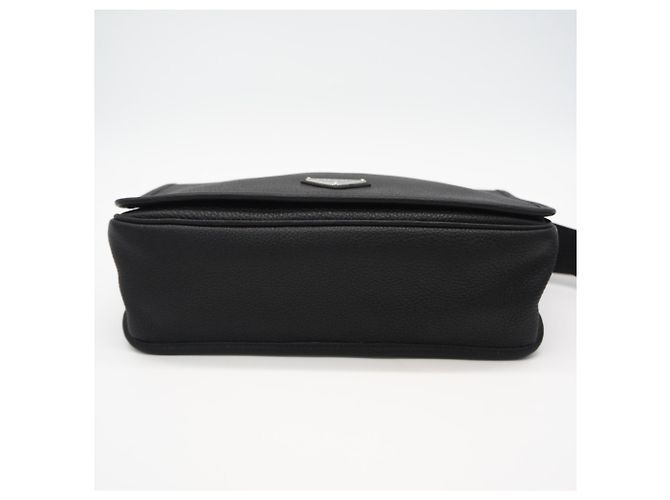 Borsa a tracolla Prada in pelle di vitello nera Nero - vista 6
