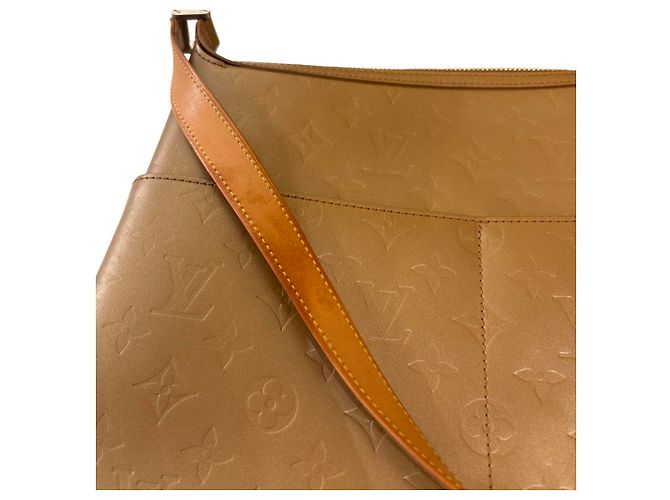 Louis Vuitton Mat Sutter Monogram Vernis D'oro - vista 5