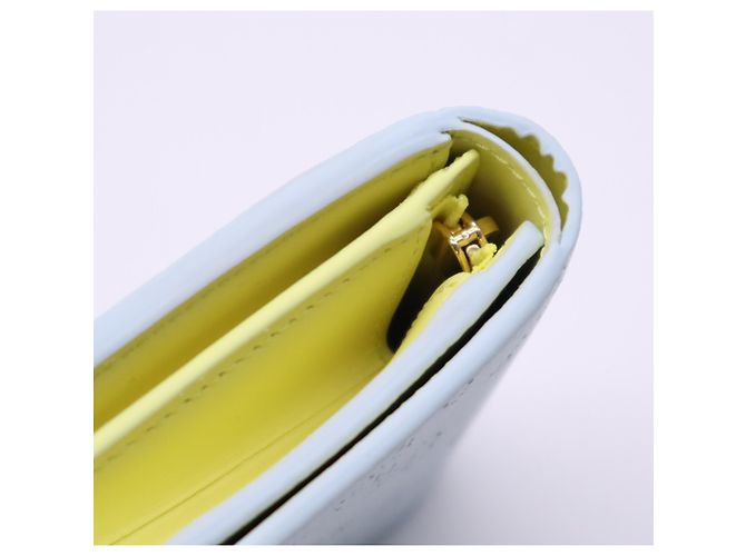 Louis Vuitton Mahina Portefeuille Iris Compact Wallet Blu Giallo - vista 9