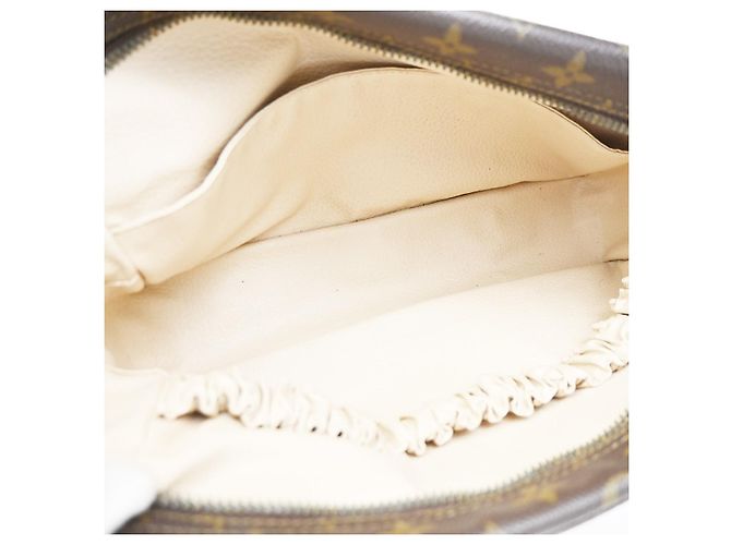 Louis Vuitton Trousse Toilette Monogram Canvas 28 Marrone - vista 5