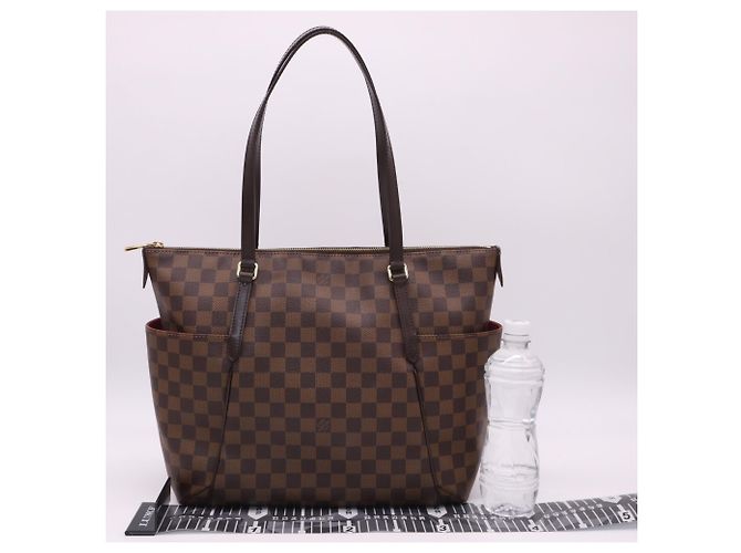 Borsa Louis Vuitton Damier Totally MM Marrone Beige - vista 3