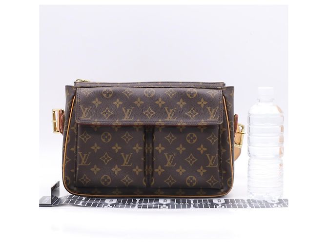 Borsa Louis Vuitton Monogram Viva Cite GM Marrone Beige - vista 3