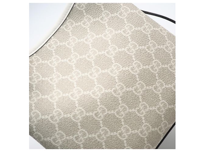 Borsa Secchiello Piccola Gucci GG Emblem Bianco Beige - vista 4