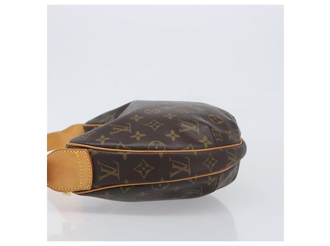 Louis Vuitton Croissant Monogram MM Marrone - vista 4