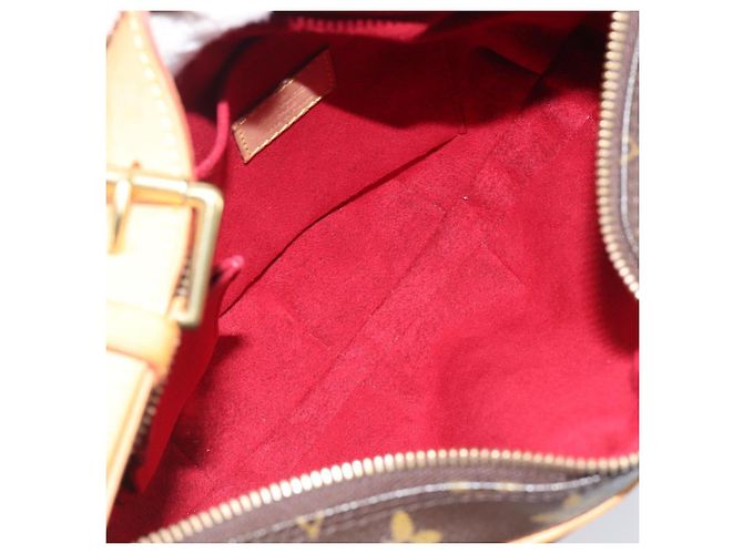 Louis Vuitton Croissant Monogram MM Marrone - vista 5
