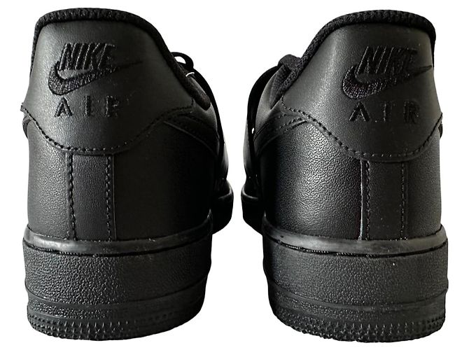 Nike x Sacai Air Force 1 Low Nero - vista 4