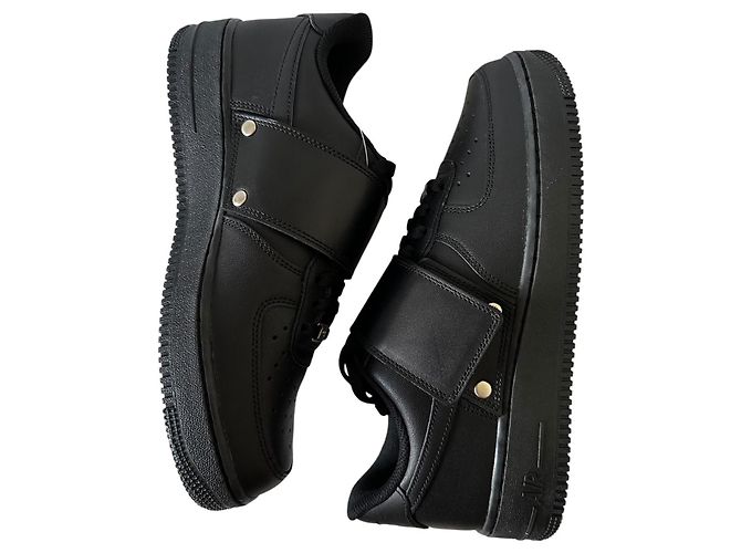 Nike x Sacai Air Force 1 Low Nero - vista 9