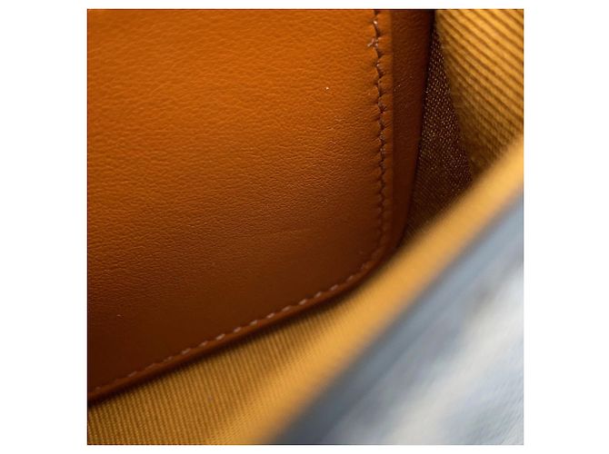 Céline Borsa a tracolla Mini Claude in pelle Celine Triomphe - vista 11