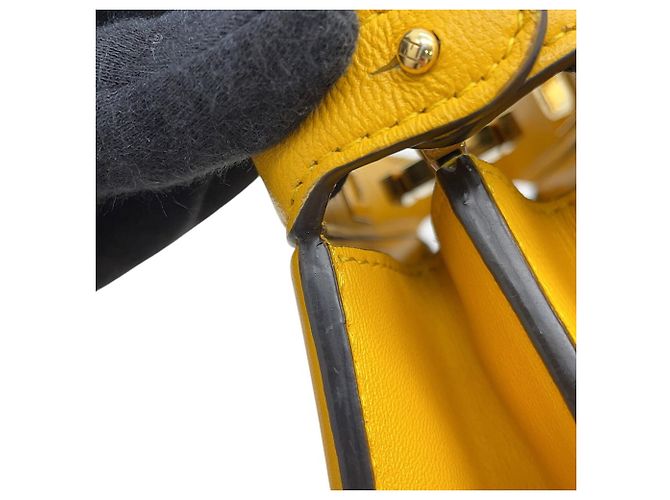 Borsa Fendi Peekaboo ISeeU Petite Giallo - vista 10