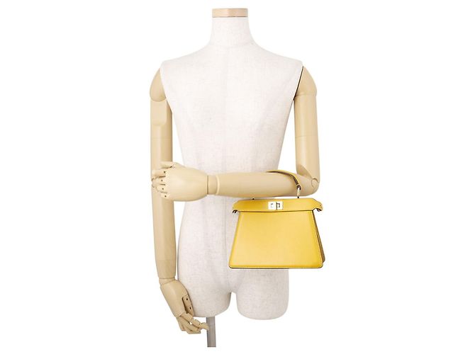 Borsa Fendi Peekaboo ISeeU Petite Giallo - vista 4