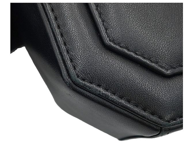 Borsa a tracolla Chanel in pelle d'agnello nera Nero - vista 8