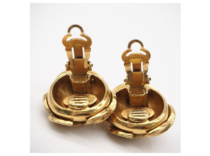 Orecchini a clip Chanel Triple Coco Mark D'oro - vista 4