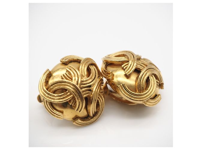 Orecchini a clip Chanel Triple Coco Mark D'oro - vista 6