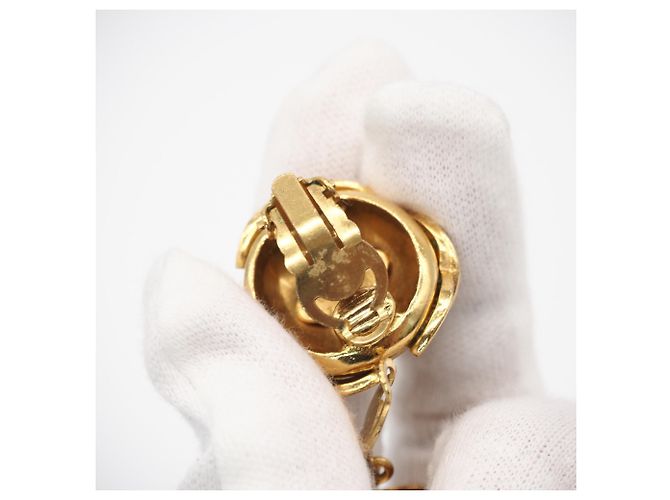 Orecchini a clip Chanel Triple Coco Mark D'oro - vista 9