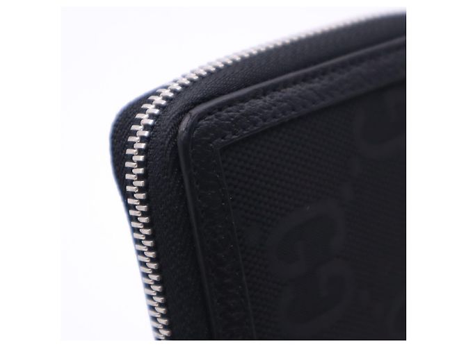 Portafoglio con zip Gucci GG Nylon Off the Grid Nero D'oro - vista 11