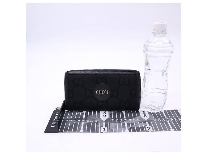 Portafoglio con zip Gucci GG Nylon Off the Grid Nero D'oro - vista 3