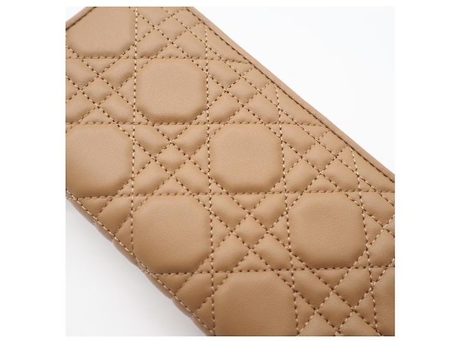 Cartera Christian Dior Cannage Lady Voyageur Beige - vista 4
