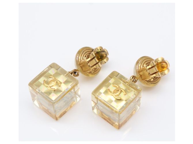 Orecchini Chanel Coco Mark Cube D'oro - vista 2