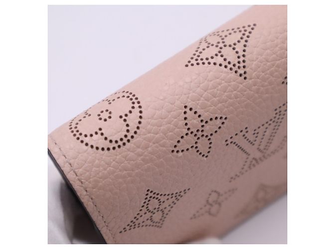Louis Vuitton Mahina Portefeuille Claire Bi-fold Wallet Rosa - vista 9
