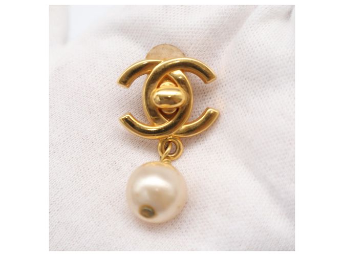 Chanel Coco Mark Clip-Ohrringe mit Kunstperlen Golden - vue 10