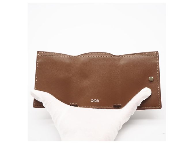 Christian Dior CD Diamond Compact Wallet 2ESBC110 Brown Cream - view 11