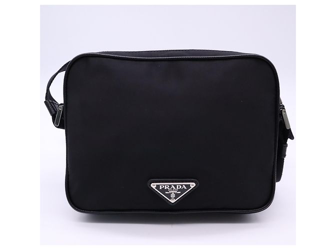 Borsa a tracolla Prada in nylon Saffiano Nero - vista 2