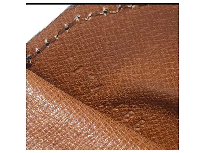 Louis Vuitton Pochette Monogram in Pelle e Tela Marrone - vista 11