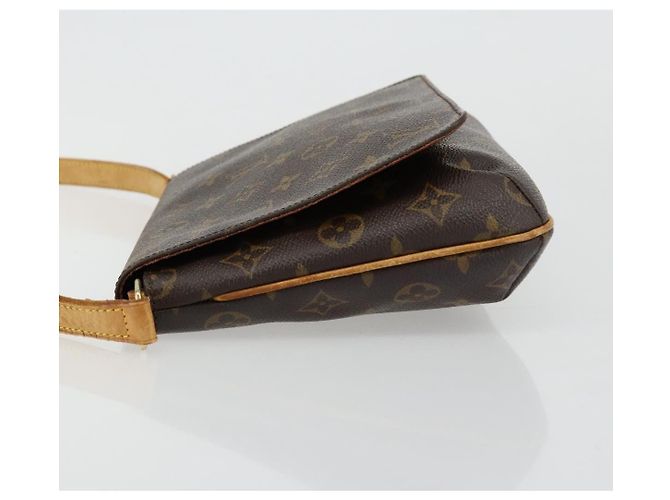 Louis Vuitton Musette Tango Monogram Canvas Marrom - vista 4