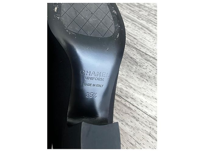 Décolleté Chanel Uniform in tessuto nero - vista 5