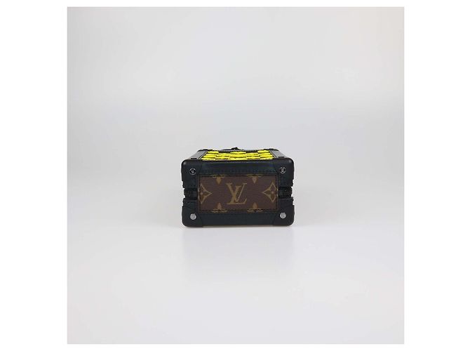 Sac Louis Vuitton Yellow Monogram Canvas Tuffetage Soft Trunk Bag Marron Noir - vue 4