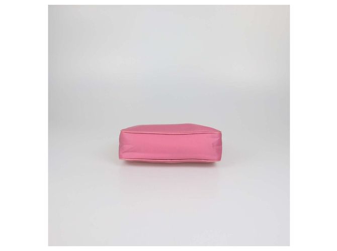Borsa a tracolla Prada Re-Edition 2005 in nylon rosa e pelle Saffiano - vista 4