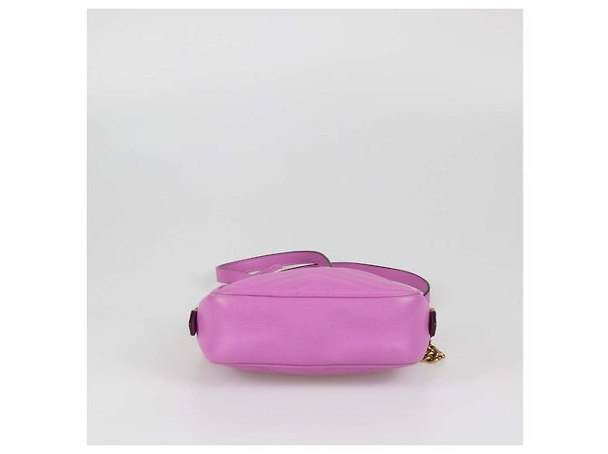 Mini bolso Gucci GG Marmont de piel acolchada rosa - vista 4