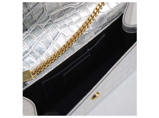 Borsa a spalla Medium Kate in pelle embossed effetto coccodrillo argento Saint Laurent - vista 5
