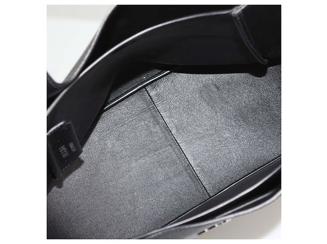 Borsa Tote piccola Dynamique Prada in pelle Vitello Daino nera Nero - vista 6