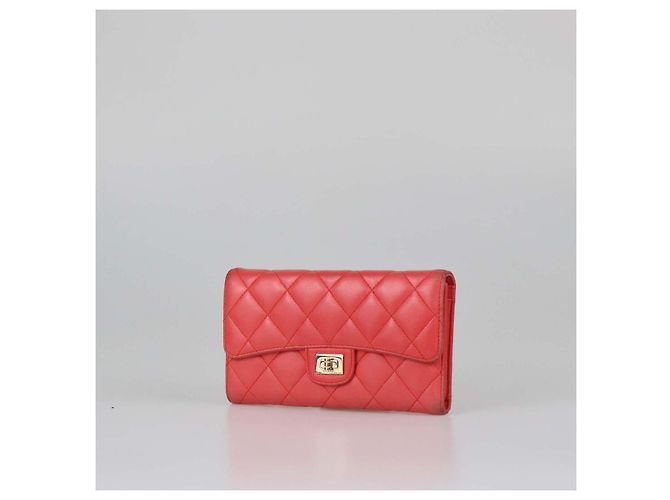 Chanel Reissue Trifold Long Wallet aus rotem gestepptem Leder Pink - Ansicht 2