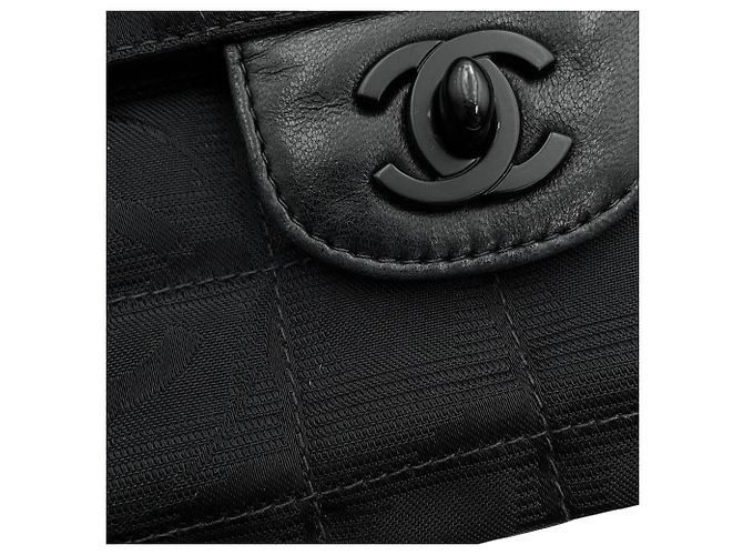 Borsa a tracolla Chanel New Travel Line Nero - vista 6